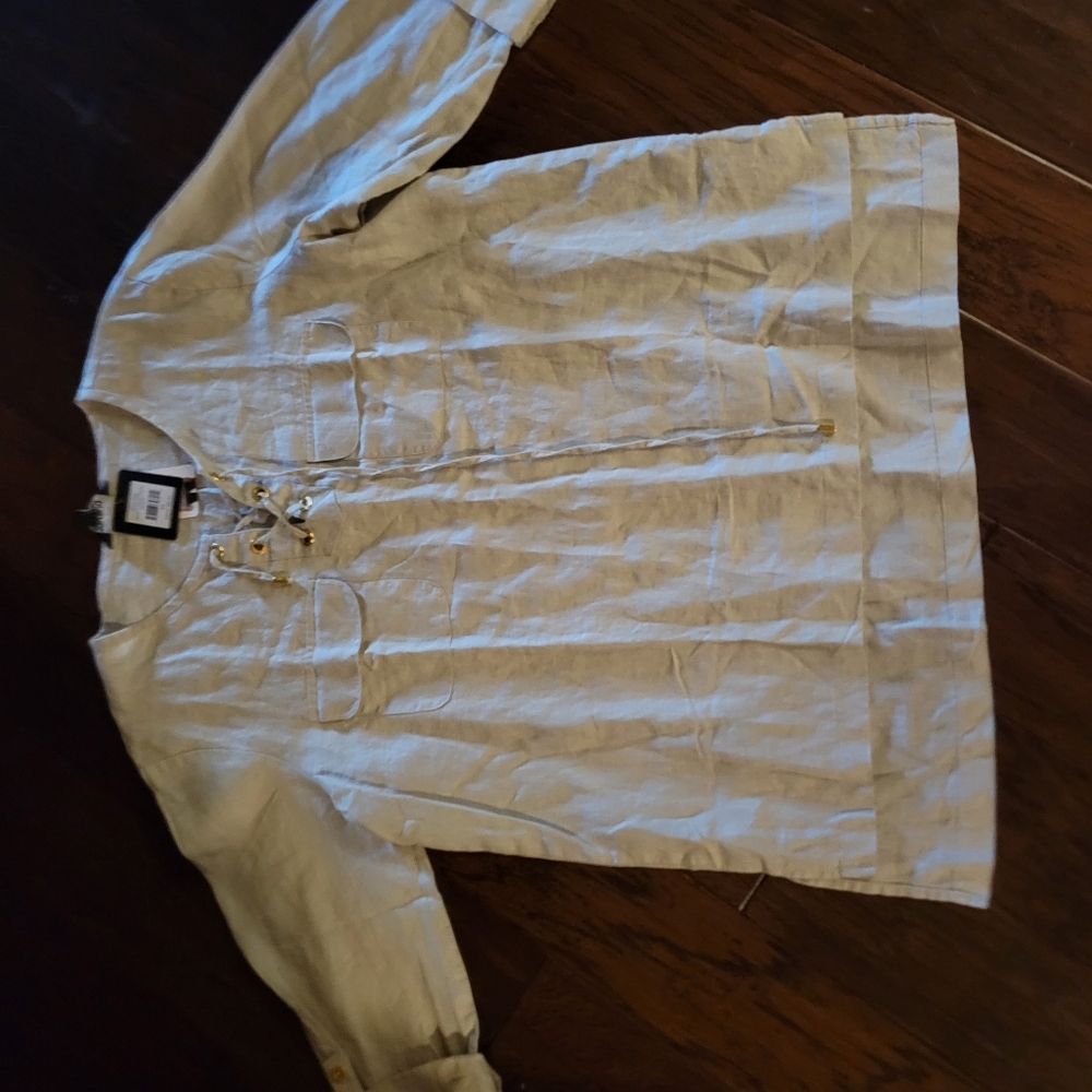 Ellen Tracey top nwt